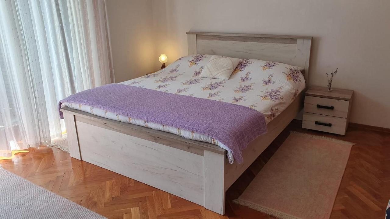 Apartmani Sofia Njivice Exterior foto