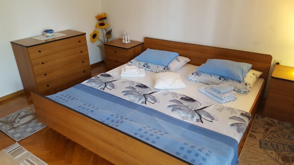 Apartmani Sofia Njivice Exterior foto